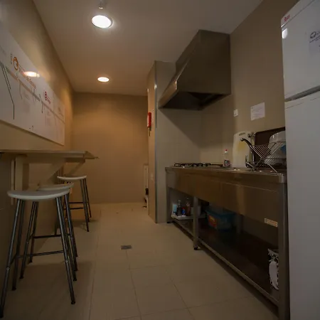 Hi - De Juventude Hostel *